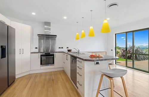Wakefield House | One Two Eight - Richmond Holiday Home