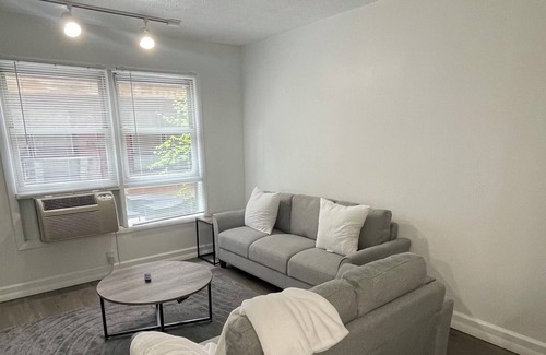 Drayton Plains Apartment | ONE11 Residences Apartment - Royal Oak