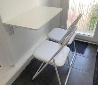 Tokyngton House | OneDouble room, one small double room, one en-suite studio room near to Wembley stadium