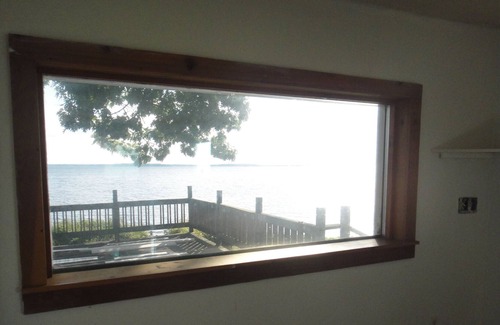 Constantia House | Oneida Lake-Private sleeps six brand new ac in brms - 20 MILES N OF SYRACUSE