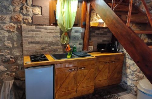 Kalavrita Ski Chalet | oneiropagidasuites