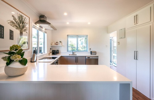 Blackpool House | ONEROA COASTAL CLASSIC | Coast & Country | WINTER DEAL - Stay for 3, Pay for 2
