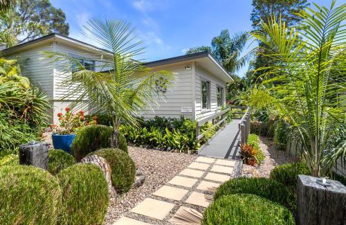 Oneroa Apartment | Oneroa Secret Garden Apartments