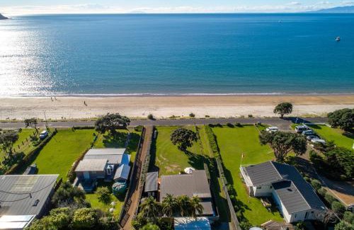 Onetangi House | Onetangi Beachfront Escape - Coast & Country