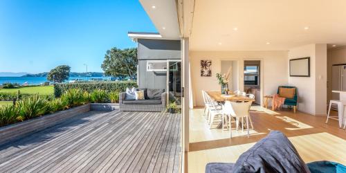 Onetangi House | Onetangi Beachfront Escape - Coast & Country