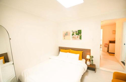 Sungin-dong Apartment | Ongi House