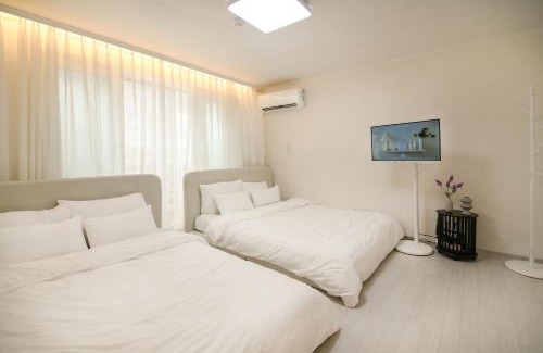 Sungin-dong Apartment | Ongi House