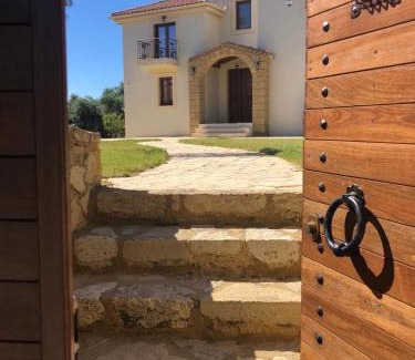 Pylos-Nestoras Villa | Onirozo Koroni Private Villa