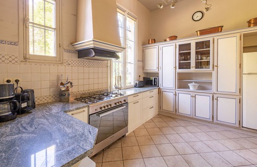 Beauvais Other | Only 1 hour from Paris, enjoy a stay between History and Heritage.
