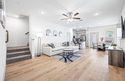San Antonio House | Only 10 minutes to Lackland!