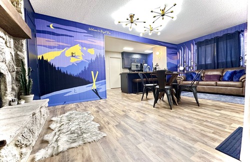Angel Fire Condo | Only 2 Blocks from Resort Base! 2b-2ba-Fully Remodeled ⛷️