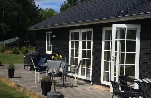 Hundested House | Only 400 meters from the water is this.