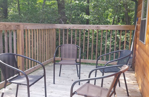 Mill Run Cabin | Only 6 miles from Ohiopyle, whitewater rafting, Cucumber Falls and Fallingwater