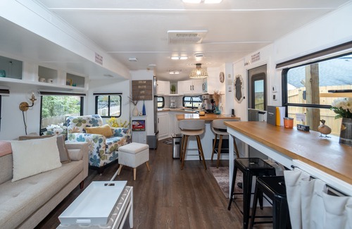 Navarre House | Only 9 miles to Navarre Beach