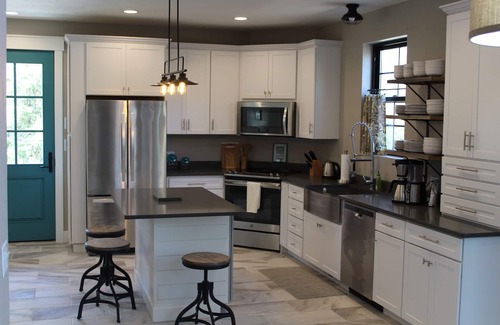 Ligonier House | Only A Few Days Available, Book Your Fall Getaway Now!