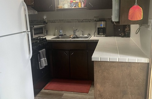 St. Helen Cottage | Only a short walk to the lake! Or a Short ride to the trails!