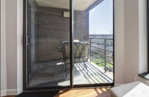 Ohio City Apartment | Only the best for you! BOOK NOW BEFORE ITS GONE
