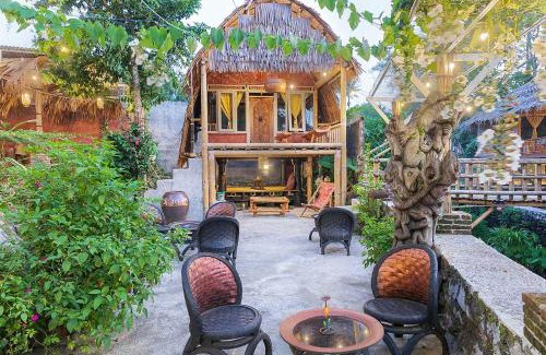 Tomohon House | Onong's Homestay & Cafe