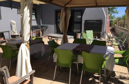 Drakenstein Bed & Breakfast | Ons Stee Bed and Breakfast