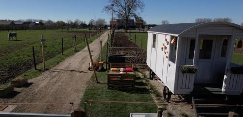 Helen-Bos Bed & Breakfast | Ontwaken tussen de paarden