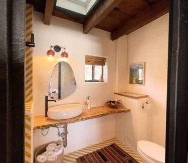 Santa Fe Apartment | Onu Vibrant Light Filled Onu Suite at La Dea