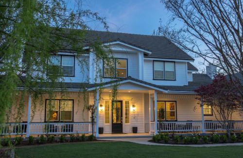 Templeton House | ONX WINES - Clark House & Apartment