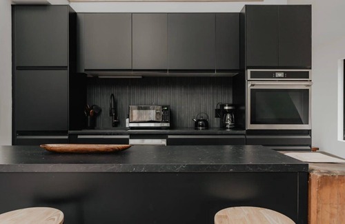 Round Top Cabin | Onyx A Frame - Secluded Mountain Escape