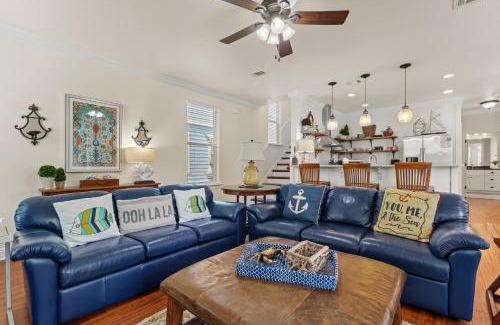 Villages of Crystal Beach House | Ooh La La - 4555 Grand Key Loop East