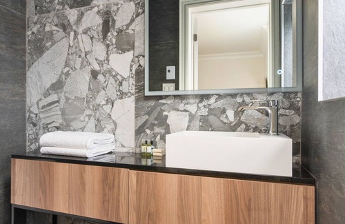 Latin Quarter Apartment | Opal Lofts - Quartier Latin