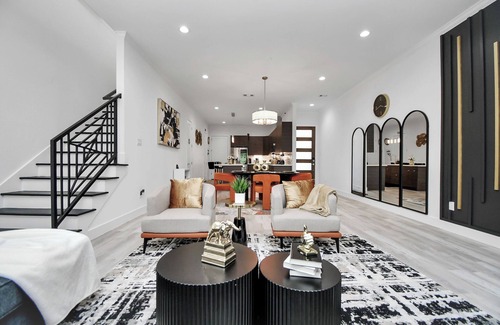 Northside House | Opal Oasis Lodging - MedCenter - Downtownnn
