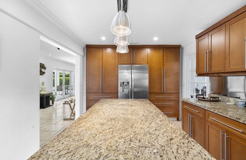 Ludlam House | Opal Oasis Luxury Home - Private Pool & Spa!
