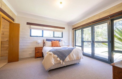 Canobolas House | Opal View - Serene Sanctuary, Close to Cadia