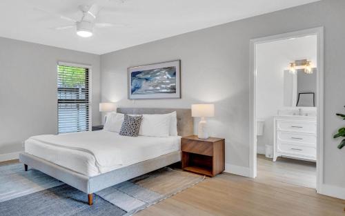 Bermuda Riviera House | Open Concept Bungalow Beach Proximity Lush Neighborhood Pearl Key