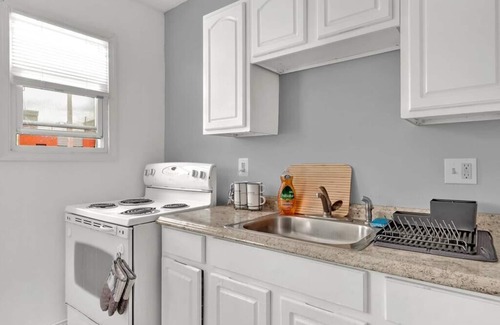 Norris Square Apartment | Open Flat by Park & Metro