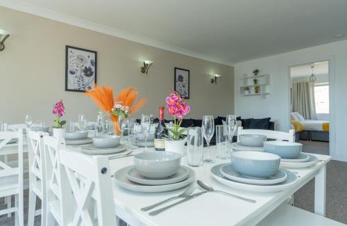 Old Portsmouth Apartment | Open Mind Property - Four Bedroom House