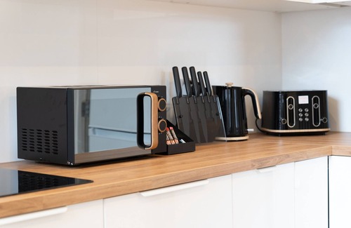 Portsmouth Apartment | Open Mind Property - Apartment with 2 Beds