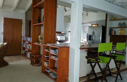 Kailua House | Open-Plan Lush Garden Home Near Kailua & Lanikai Beaches