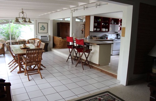 Kailua House | Open-Plan Lush Garden Home Near Kailua & Lanikai Beaches