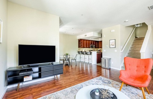 San Jose House | Open San Jose 3BR w/Patio & A/C, nr Shops & Cuisine, by Blueground