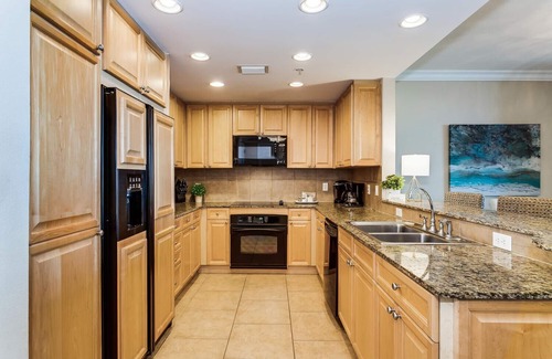 Pensacola Beach Condo | ❗️Open Sept 1-5 discounted🌴 Portofino RESORT 🌴Hear OCEAN WAVES from balcony
