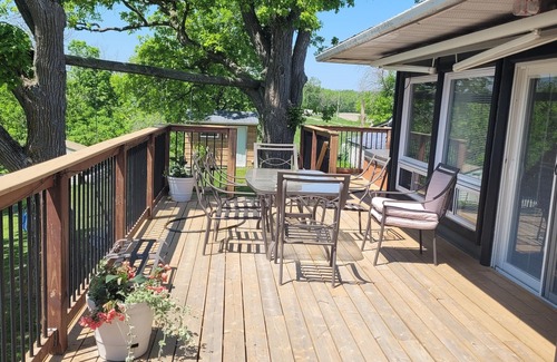Plantagenet House | Open space water front haven