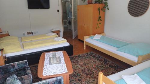 Sopron House | OPEN Vendégház