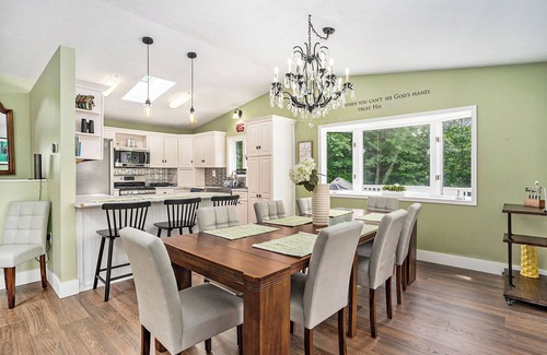 Mears House | Open year round - Spacious 5-bedroom house with views of Lake Michigan in Mears