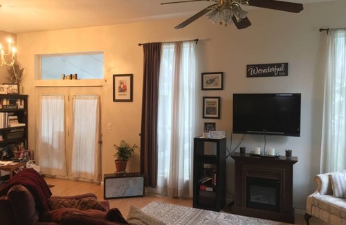 Geyser Crest House | Opening weekend for track rental