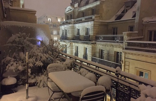 Quartier du Faubourg-Montmartre Apartment | Opera duplex with terrace, close to Olympic sites.