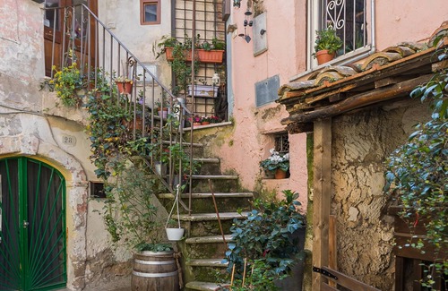 Mazzano Romano House | Opera Suites - The Path to Happiness