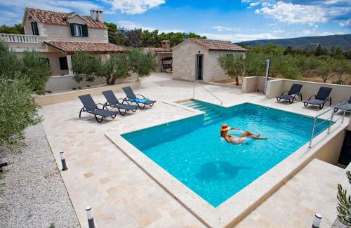 Pucisca House | OPG Villa Meri