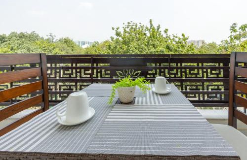 Udyog Vihar Hotel | OPO Essential, Sector 21 Gurgaon