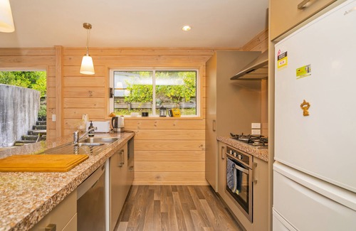 Opoutere House | Opoutere Oasis - Opoutere Holiday Home