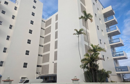 Hastings Apartment | Opp Sea, 5b Beach, Boardwalk, Restaurants and bars - 3 Bed 2 Bath